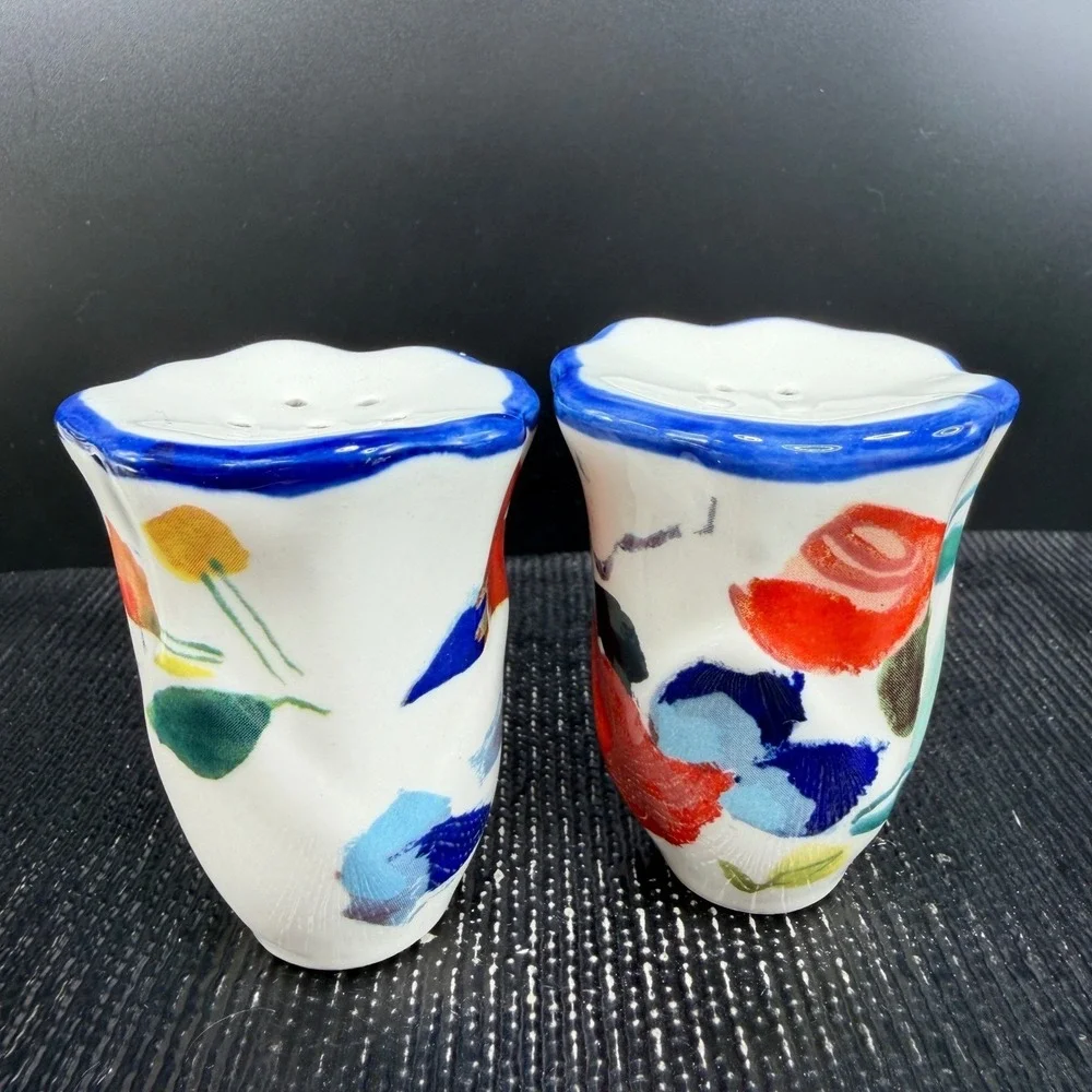 Anthropologie Luna Floral Ceramic Salt and Pepper Shaker Set with Tray New w Tag